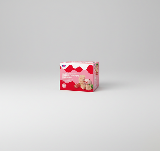 BR Very berry Strawberry Mini Wafers